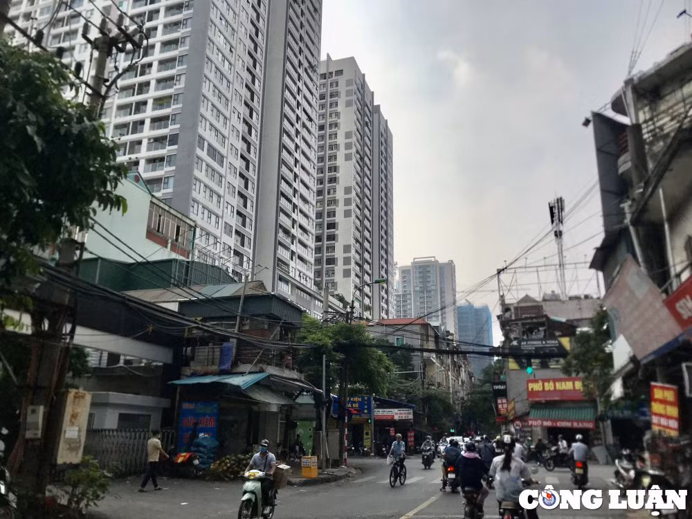 ha noi nhieu tuyen duong ngay cang bi bach ngop tho vi chung cu hinh 2