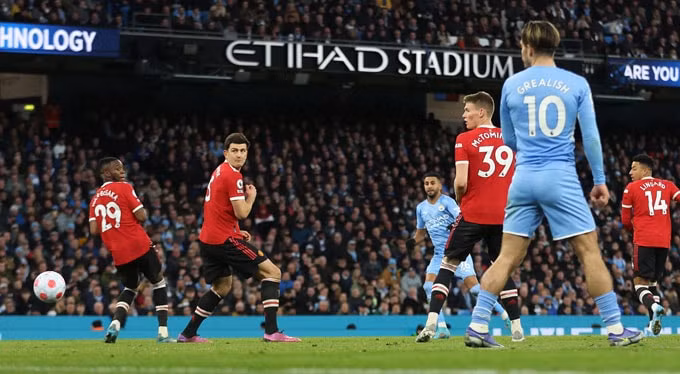 thua dam man city 1 4 man united vang khoi top 4 ngoai hang anh hinh 3