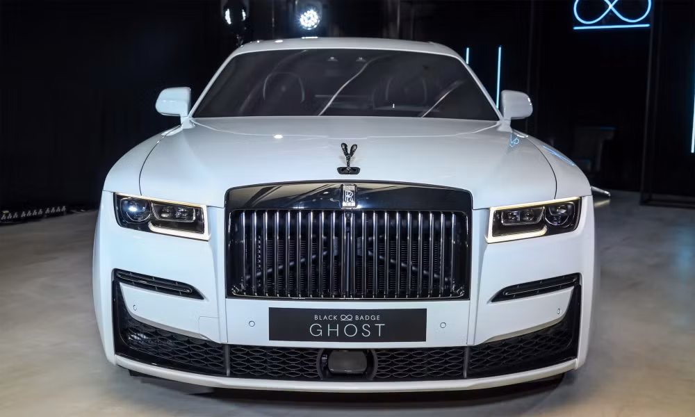 rolls royce ghost black badge 2022 ra mat tai malaysia gia tu 430000 usd hinh 1