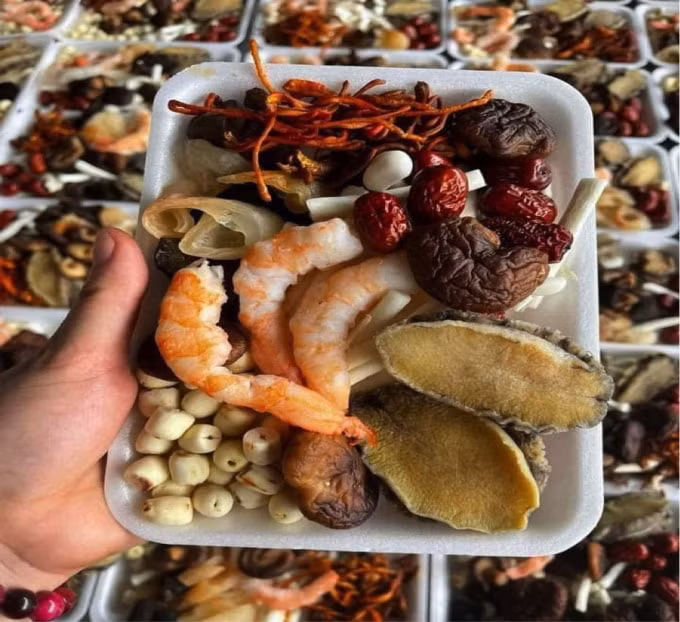 hau covid f0 thi nhau mua set do hai san dong trung ha thao ve boi bo hinh 1