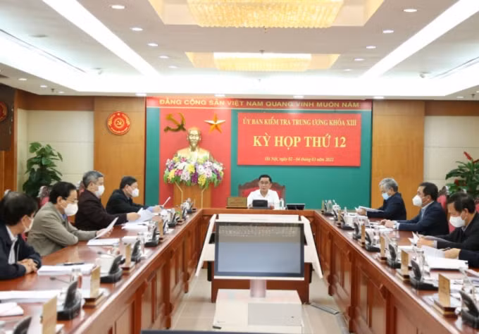 vi pham cua ban thuong vu tinh uy binh thuan da gay thiet hai lon tien va tai san cua nha nuoc hinh 1