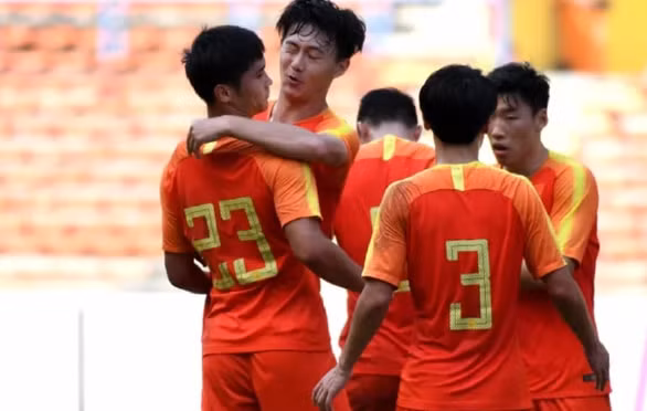 doi tuyen u23 viet nam cham tran u23 trung quoc o dubai cup 2022 hinh 1