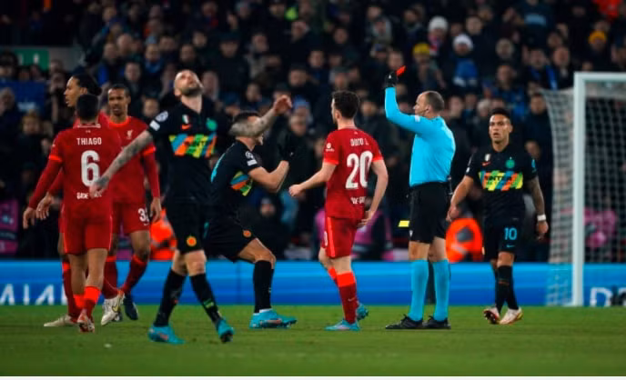thua 0 1 inter liverpool van lot vao tu ket champions league hinh 2