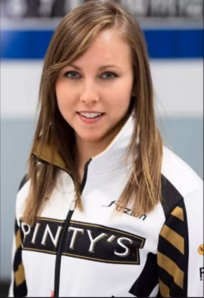 nhan sac xinh dep cua vdv curling nguoi canada rachel homan hinh 4