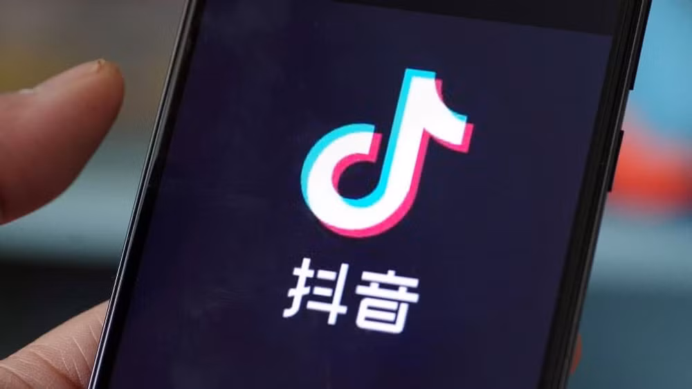 tiktok trung quoc go hang nghin video lien quan den nga ukraine hinh 1