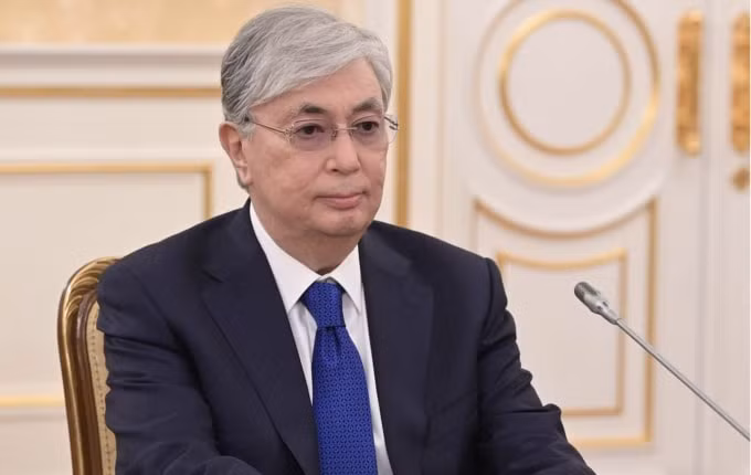 xung dot nga ukraine kazakhstan san sang lam trung gian hoa giai hinh 1