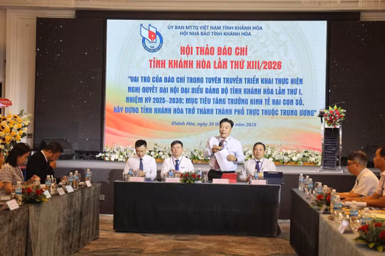 Khánh Hòa: Phát huy vai trò báo chí trong thực hiện mục tiêu tăng trưởng hai con số