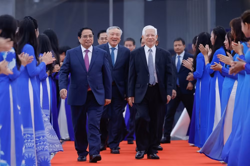Chương trình nghệ thuật chính luận 