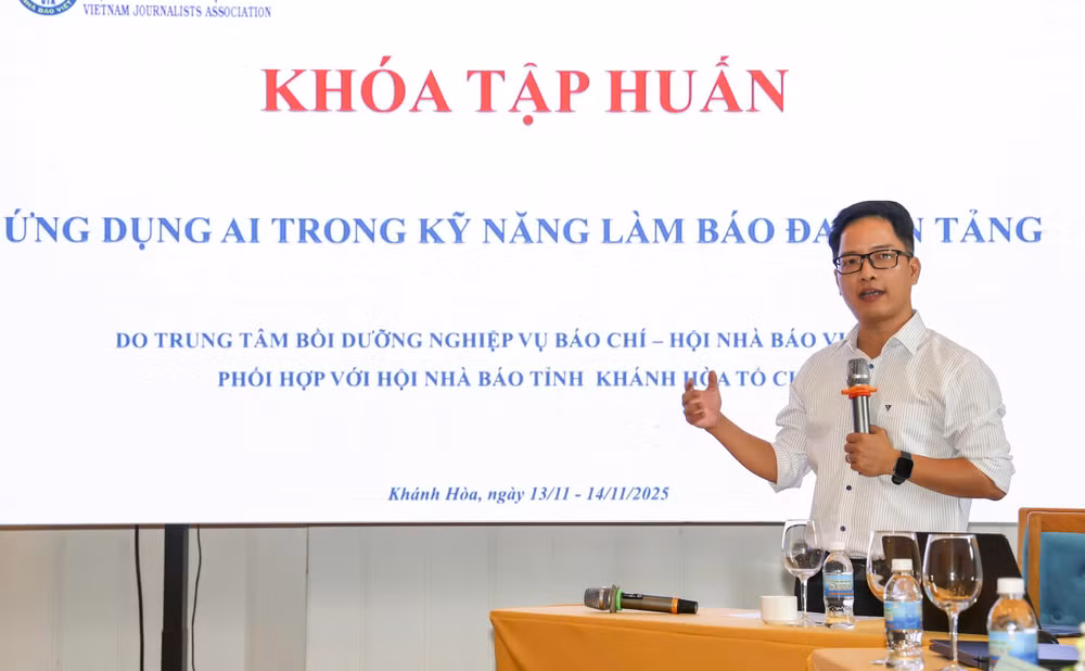 Nhà báo Đặng Sinh