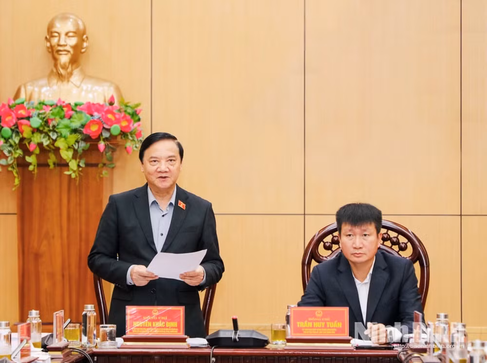 ninh 2