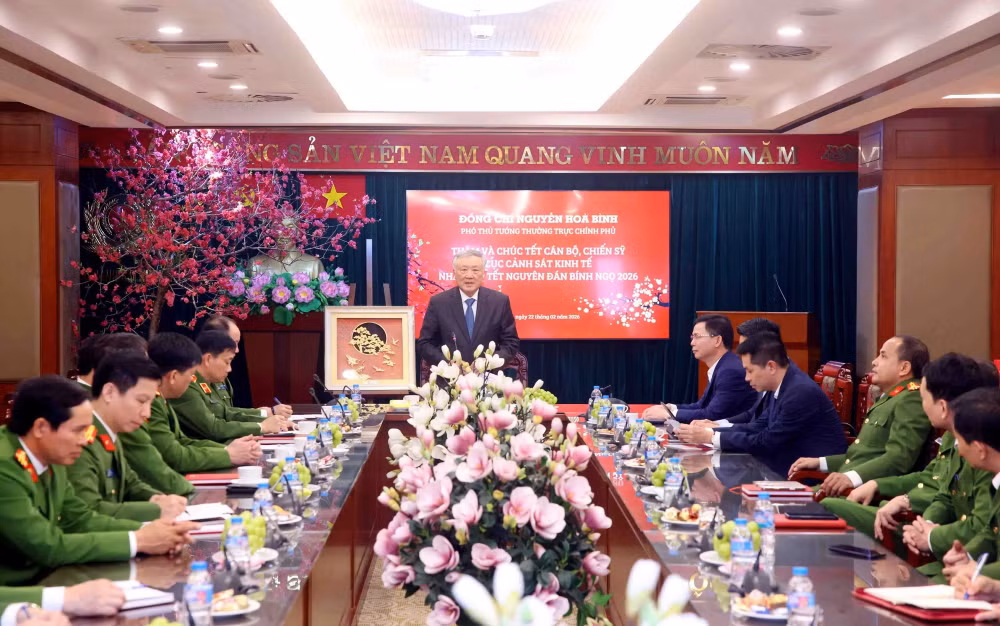 Phó Thủ tướng Thường trực Nguyễn Hòa Bình thăm, chúc Tết cán bộ, chiến sĩ Cục C03- Ảnh 3.