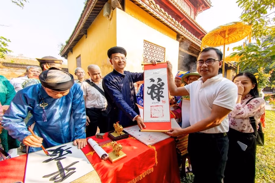 1haneu2.jpg