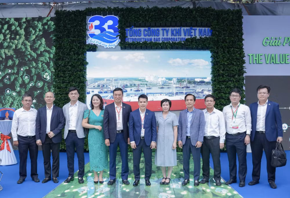 pv gas tuoi 33 khi the moi van hoi moi vung noi luc vuon tam cao hinh 2