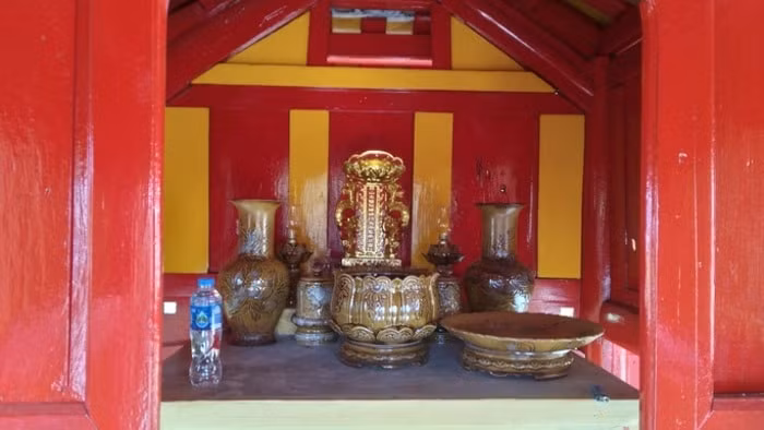 hue yeu cau di doi phu dieu vua quang trung ra khoi mieu doi hinh 2