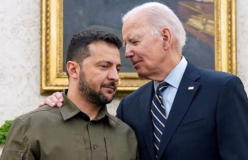 tong thong biden noi se vien tro ten lua tam xa atacms voi ong zelenskyy hinh 1