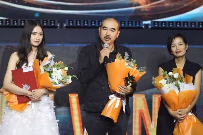 phim tro tan ruc ro cua dao dien bui thac chuyen du giai oscar 2024 hinh 1