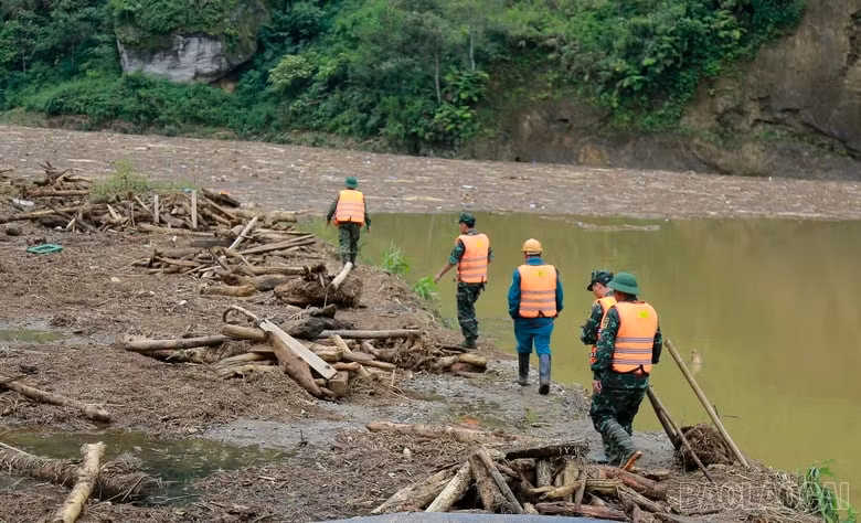 lao cai tim thay them mot thi the nguoi mat tich do mua lu sa pa hinh 1