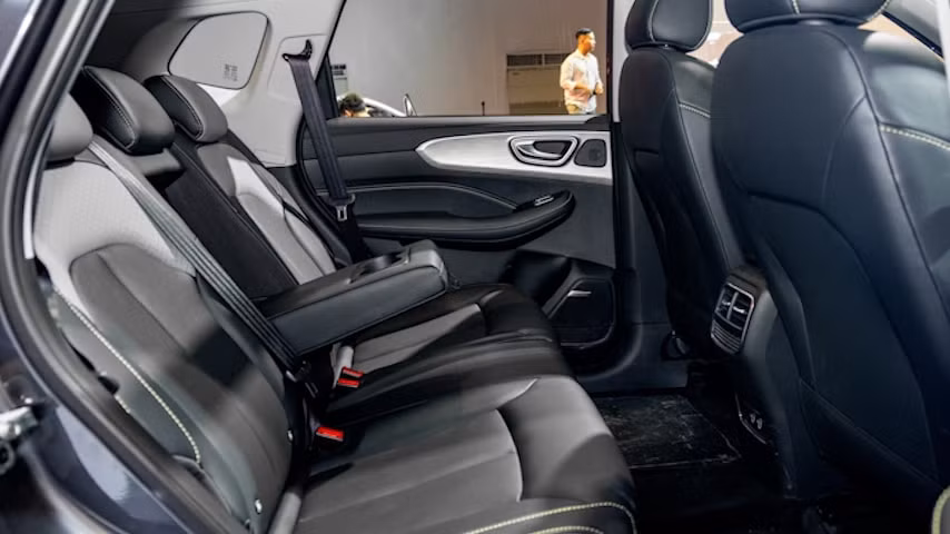 mg rx5 doi thu cua mazda cx 5 ra mat tai viet nam hinh 7