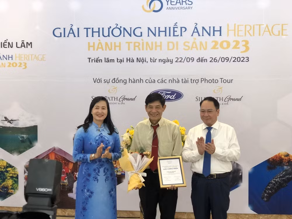 tap chi heritage trao giai nhiep anh heritage hanh trinh di san 2023 hinh 1