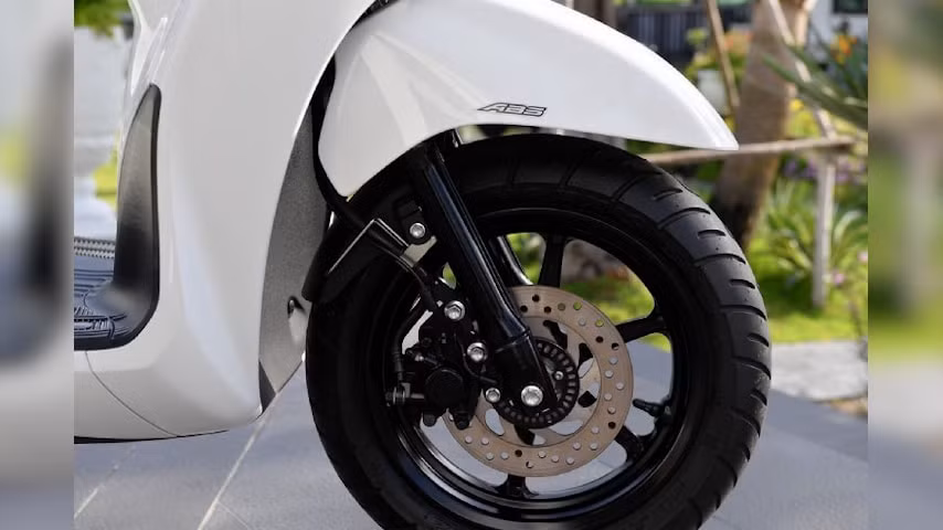 2024 yamaha grand filano hybrid xuat hien tai thai lan hinh 13