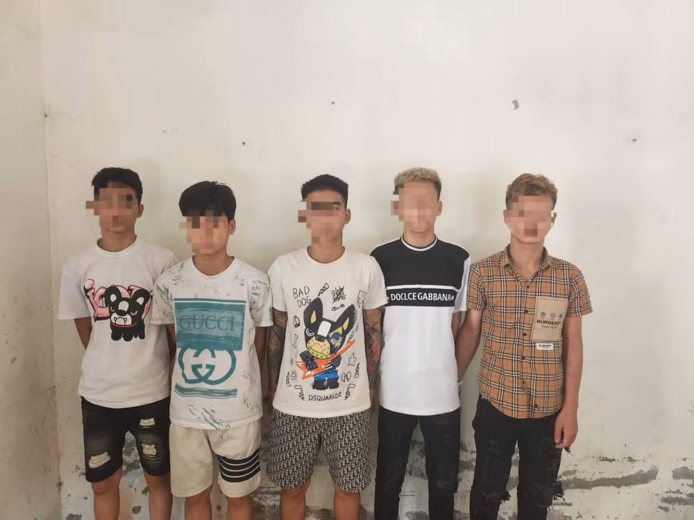 hoa binh trom cap xe may lien tinh nhom thanh nien bi bat hinh 1