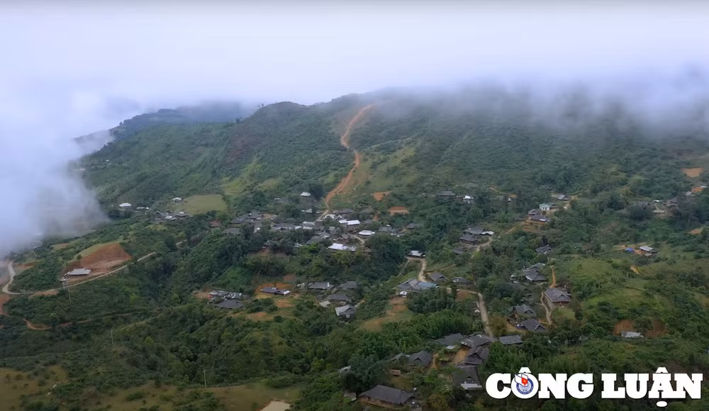 suoi giang yen bai diem hen thang 9 hinh 1