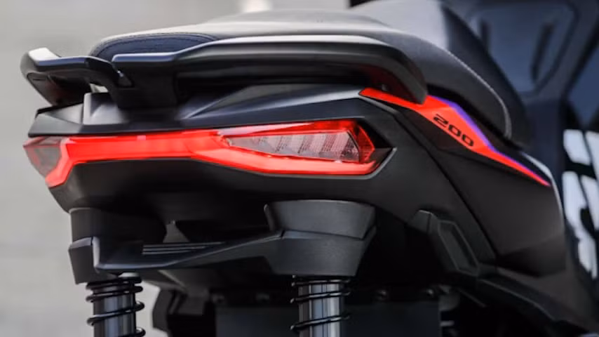 2023 aprilia sr gt replica chao san thi truong dong nam a hinh 4