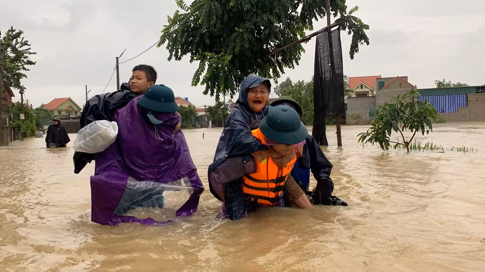 khan truong ung pho va khac phuc nhanh hau qua mua lu theo phuong cham bon tai cho hinh 1