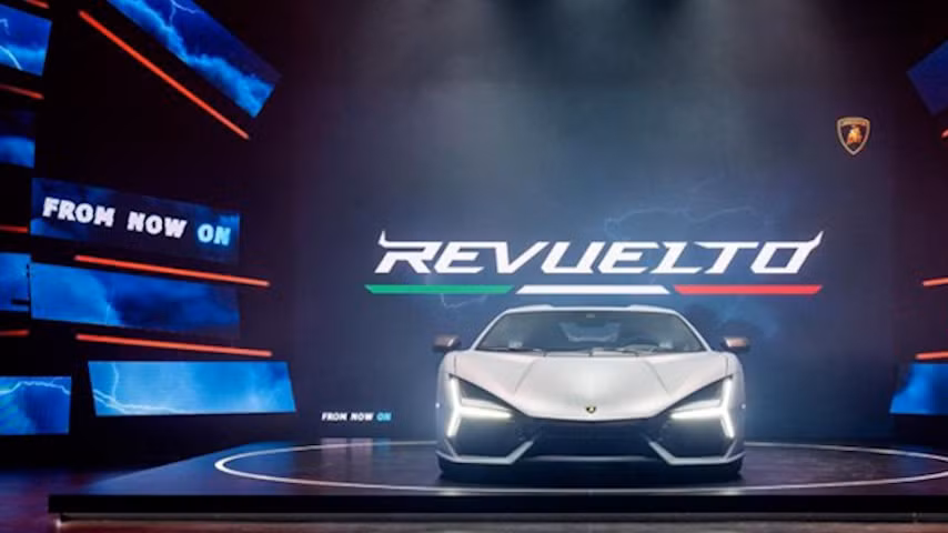 hinh anh lamborghini revuelto tai dao quoc su tu hinh 3