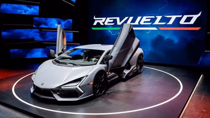 hinh anh lamborghini revuelto tai dao quoc su tu hinh 1