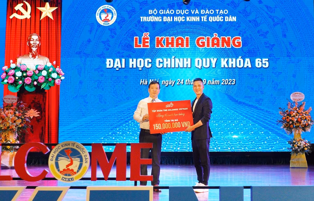 tng holdings vietnam tiep suc giac mo den truong cho tan sinh vien dac biet kho khan hinh 1