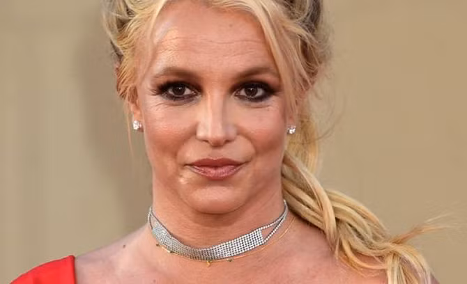 Phim tài liệu về Britney Spears bị chính cô chê là đạo đức giả