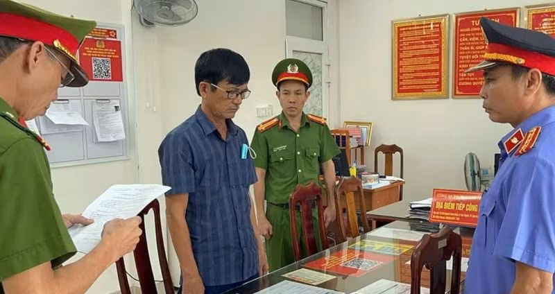 khoi to nguyen giam doc ban quan ly du an tai quang nam hinh 1