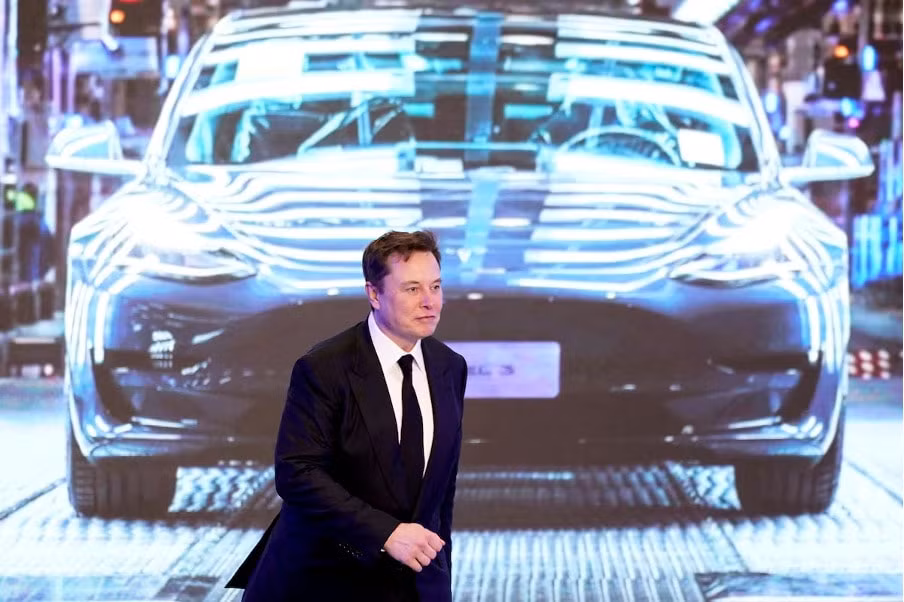 ty phu elon musk that vo nghia khi tao ra mot chiec xe 25000 usd cho con nguoi lai hinh 2