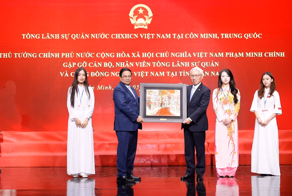 moi nguoi viet tai tinh van nam phai luon la mot dai su cua tinh huu nghi viet nam trung quoc hinh 2