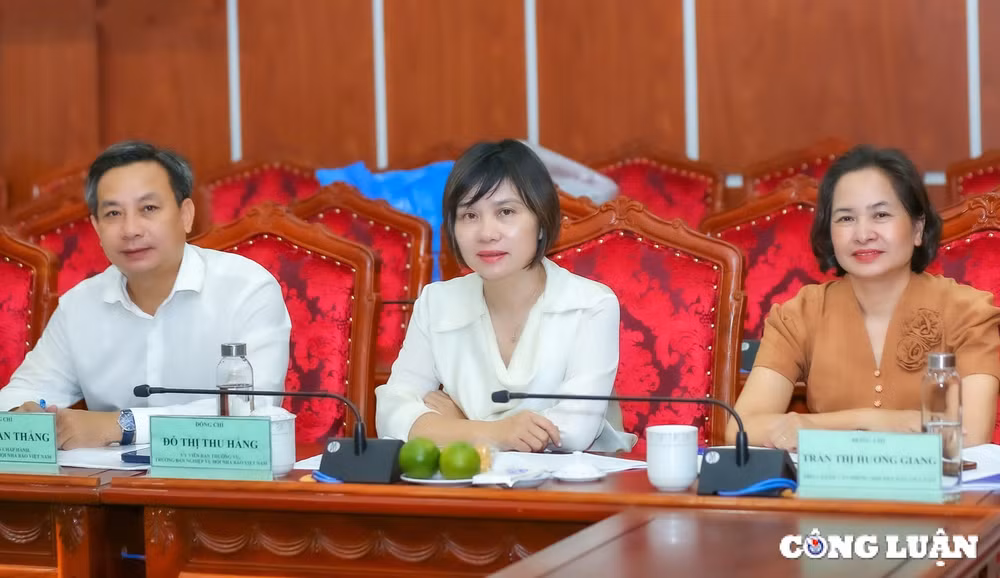 se tim cach thao go cac van de vuong mac ve tai chinh nhan luc ngan sach cho hoi nha bao dia phuong hinh 10