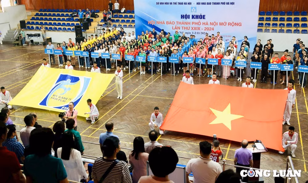 gan 400 van dong vien tham du hoi khoe hoi nha bao ha noi mo rong lan thu 29 hinh 1
