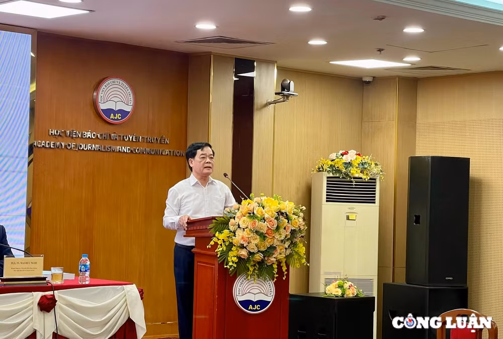 van dung sang tao nhung gia tri tu tuong ho chi minh vao phat trien bao chi truyen thong hinh 4