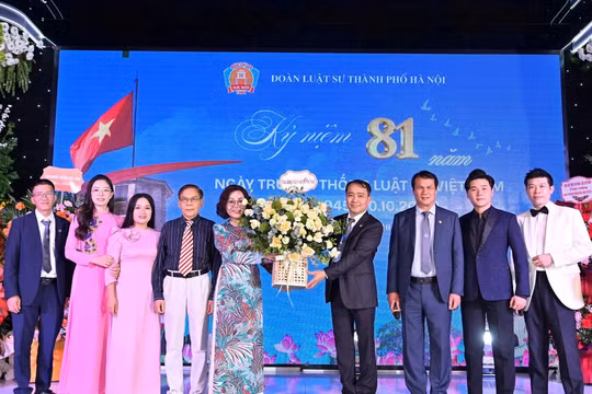 Bộ Tư pháp yêu cầu Đoàn Luật sư TP Hà Nội phối hợp thực hiện chế định luật sư công