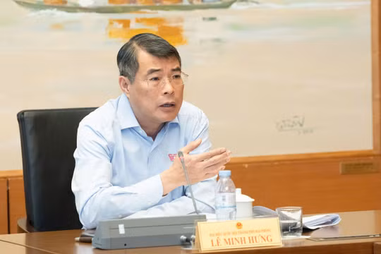 Thủ tướng Lê Minh Hưng: Phải cắt khâu trung gian, kéo giảm giá thuốc và thiết bị y tế