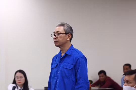 Hoãn xử cựu Phó Chủ tịch UBND tỉnh Thanh Hóa Lê Đức Giang