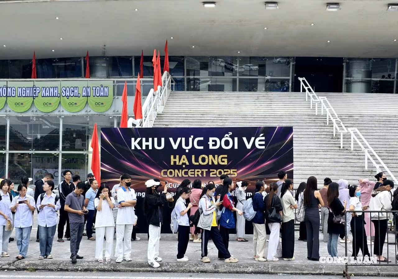 anh-3-ha-long-concert-2025.jpg