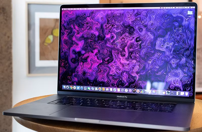 Nếu có nhu cầu sử dụng hệ điều hành Windows trên MacBook, tốt nhất là nên chọn những mẫu MacBook sử dụng vi xử lý đến từ Intel.
