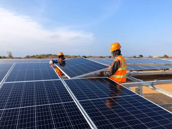Nhà máy điện mặt trời Phước Ninh có công suất 45MW với tổng vốn đầu tư trên 1.000 tỷ đồng, mỗi năm sẽ cung cấp cho lưới điện quốc gia khoảng 75 triệu kWh/năm.