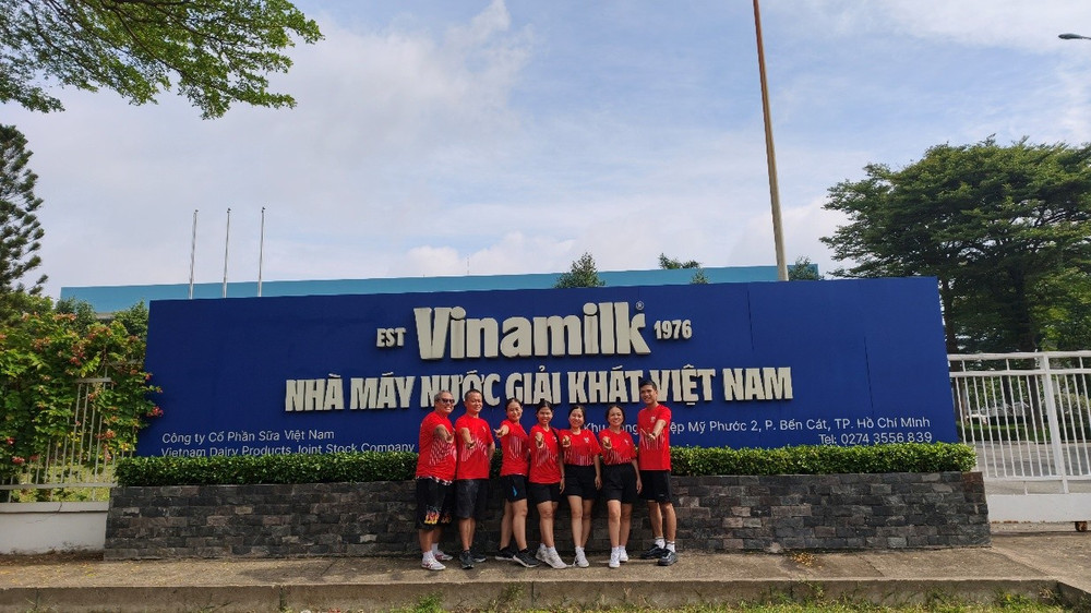Một hành trình khép lại, nhưng tinh thần đoàn kết và năng lượng tích cực của người Vinamilk vẫn tiếp tục cho chặng đường 50 năm phía trước (Ảnh: NVCC). Một hành trình khép lại, nhưng tinh thần đoàn kết và năng lượng tích cực của người Vinamilk vẫn tiếp tục cho chặng đường 50 năm phía trước (Ảnh: NVCC).