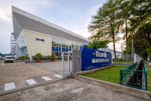 Với mục tiêu làm chủ nguồn dinh dưỡng cho người Việt, Vinamilk từng bước khẳng định năng lực sản xuất quốc tế với các siêu nhà máy quy mô và hiện đại hàng đầu khu vực.
