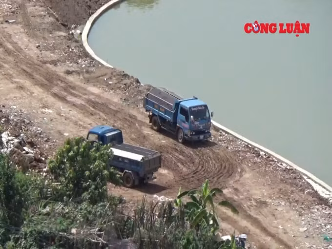Một số hạng mục khác đang được thi công.