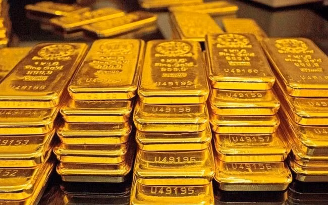 Giá vàng ngày 8/7/2025: Giá vàng chịu áp lực cao từ đồng USD