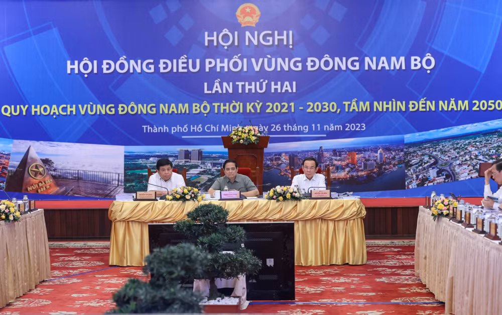 toc do tang truong kinh te vung dong nam bo co xu huong cham lai va thap hon ca nuoc hinh 2