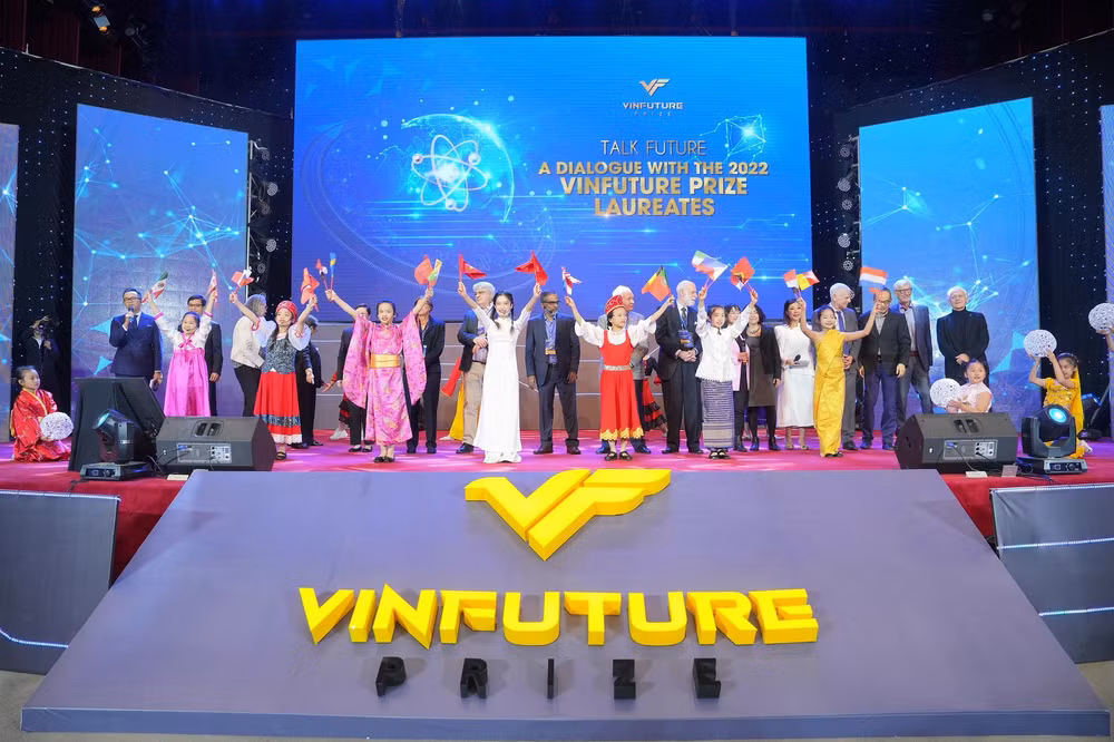 giai vinfuture dong gop lon cho cong dong khoa hoc viet nam va quoc te hinh 3